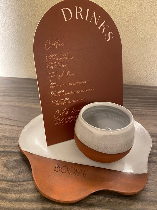 Twee Kopjes en bordje Boost collectie